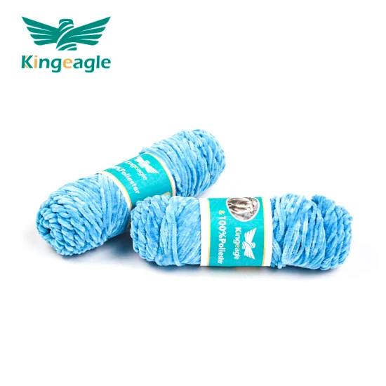 Kingeagle Hot Sale 100 % Polyester-Samt-Chenille-Garn, klobiges Chenille-Garn für Pullover, Teppiche